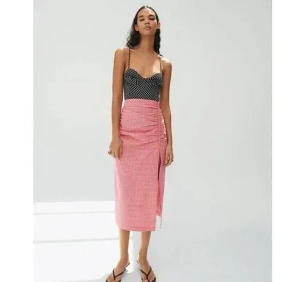 Zara Dresses & Skirts - Zara Red White Gingham Midi Skirt Side Slit Mid Rise Ruched Size L Large